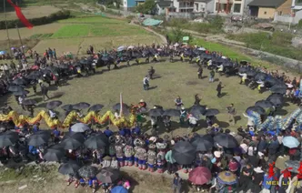 吉首：“苗族接龙”话丰收 非遗“牵手”旅游幸福升级